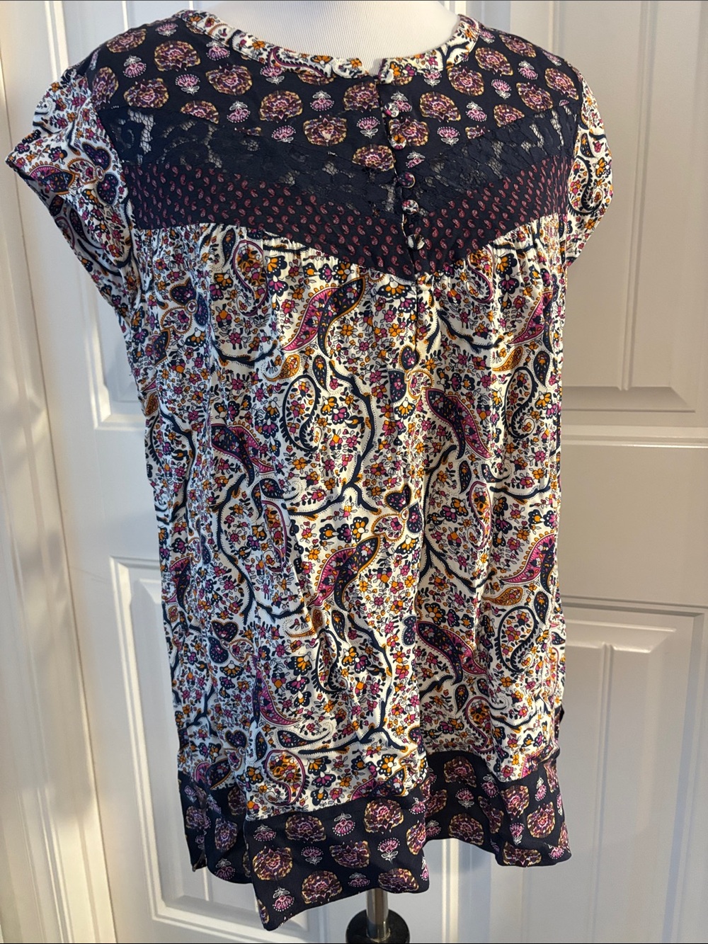 DR2 Navy, White and Pink Paisley Sleeveless Tunic